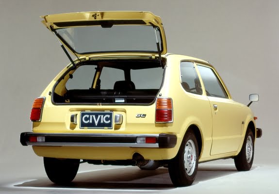 Honda Civic Serüveni Başlıyor: 1972 Yılında Doğan İlk Honda Civic ile Tanışın ve Otomotiv Tarihindeki İz Bırakan Yolculuğa Şahit Olun!
